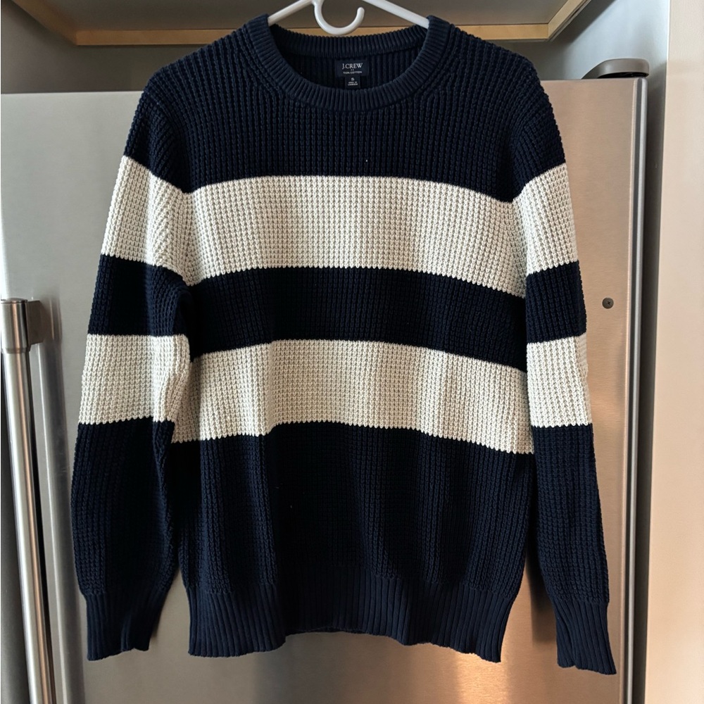 J. Crew Men's Navy and Cream Sweater